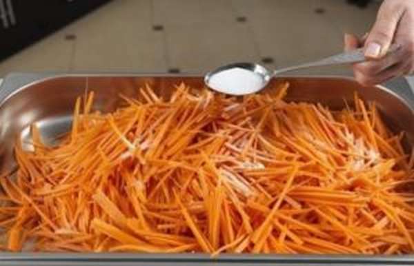 Корейская морковь: польза или вред, как приготовить